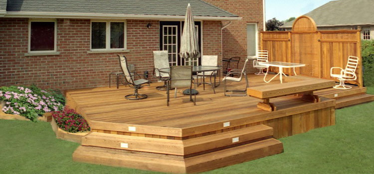 Cedar Composite Decking in Reseda, CA