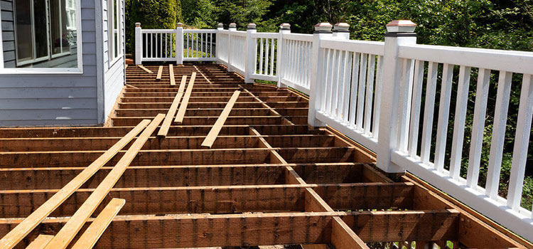 Deck Repair Free Estimate in Reseda, CA